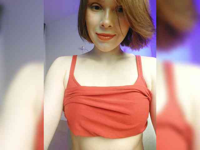 StacyLuxxe webcam