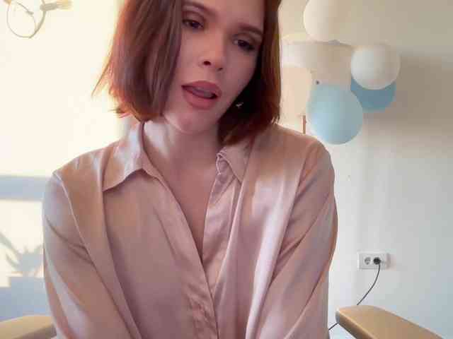 StacyLuxxe webcam