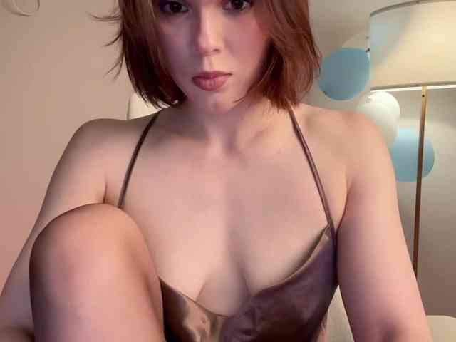 StacyLuxxe webcam