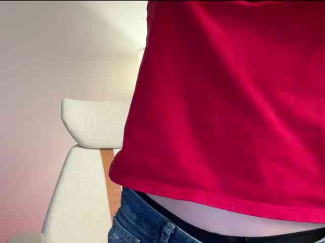 StacyLuxxe webcam