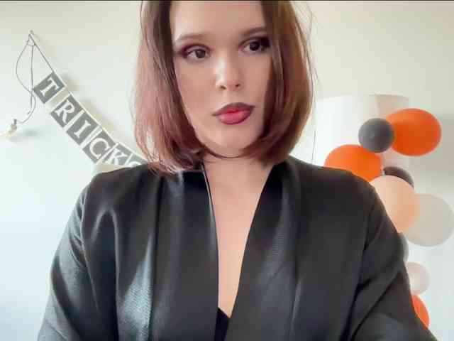StacyLuxxe webcam