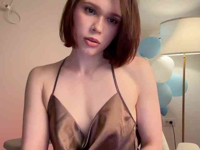 Modèle: StacyLuxxe
