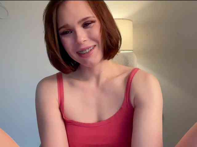 StacyLuxxe webcam