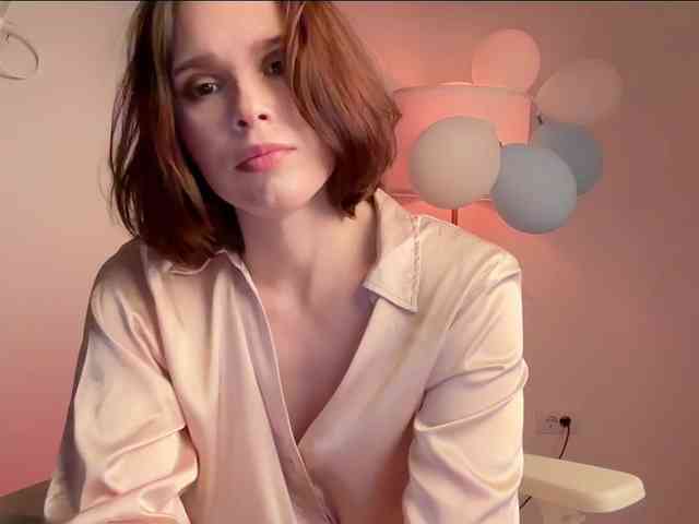 StacyLuxxe webcam