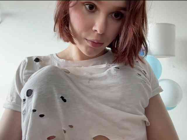 StacyLuxxe webcam