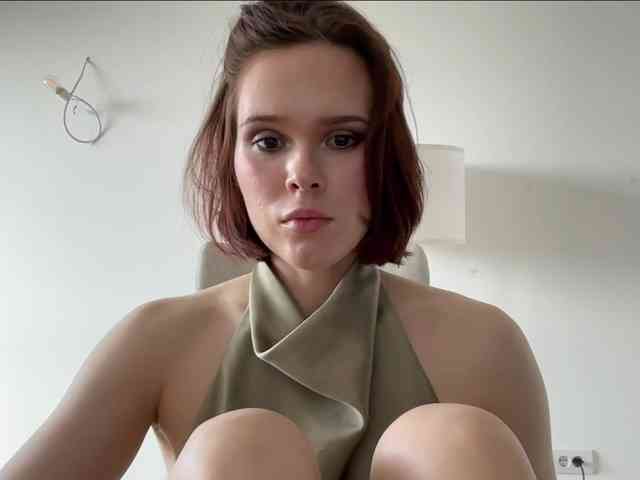 StacyLuxxe webcam