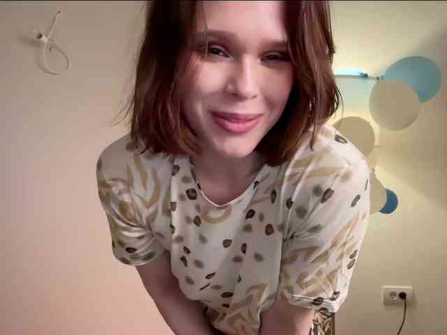 StacyLuxxe webcam