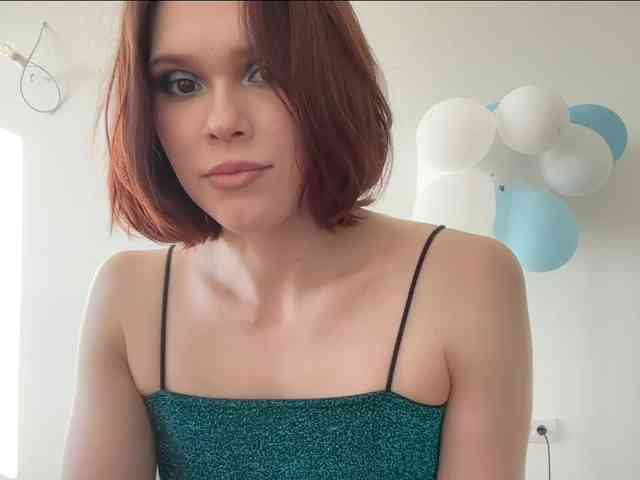 StacyLuxxe webcam
