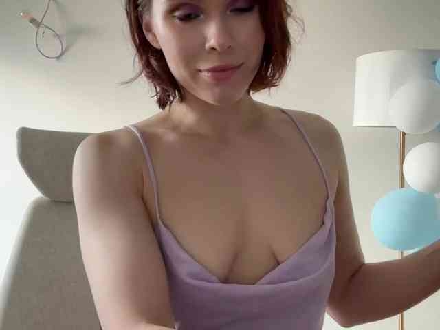 StacyLuxxe webcam
