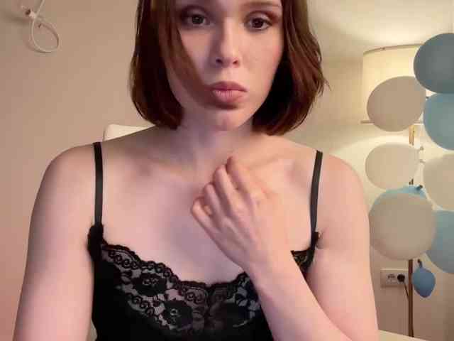 StacyLuxxe webcam