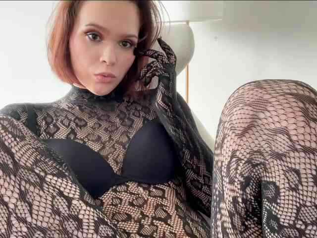 StacyLuxxe webcam