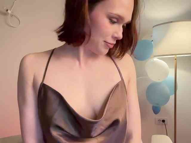 StacyLuxxe webcam