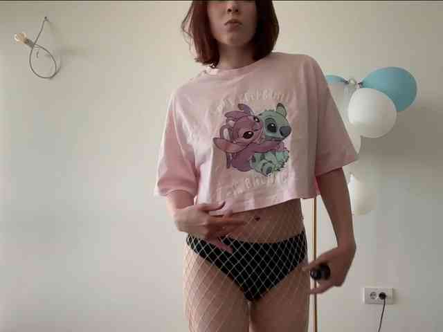 StacyLuxxe webcam