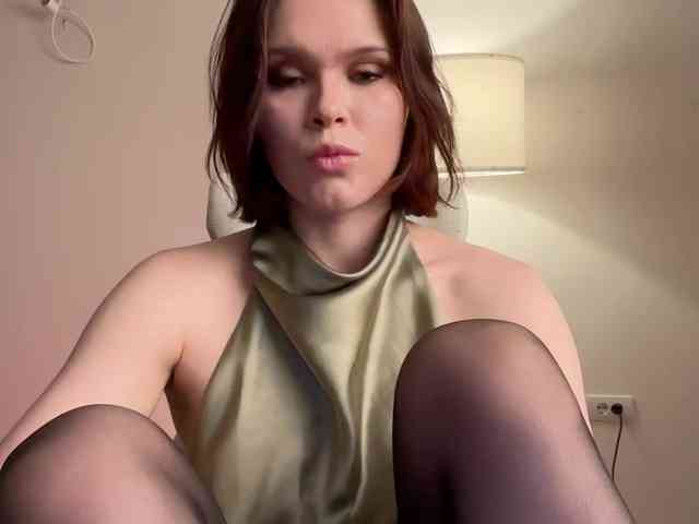 StacyLuxxe webcam