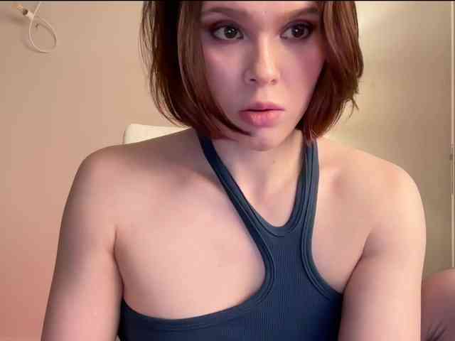 StacyLuxxe webcam