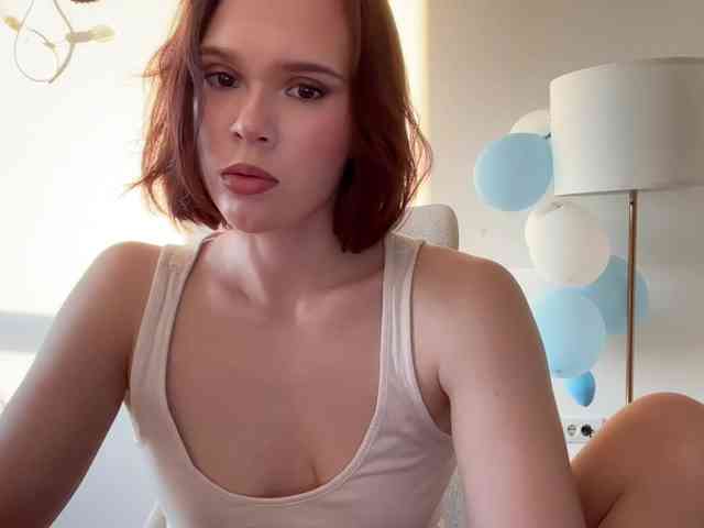 StacyLuxxe webcam
