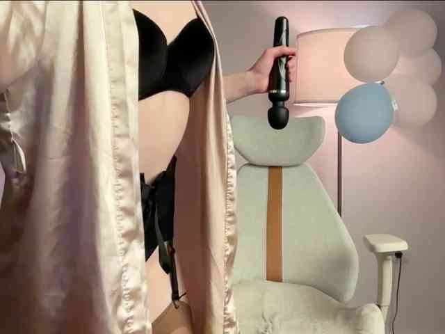 StacyLuxxe webcam