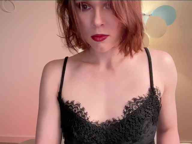 StacyLuxxe webcam