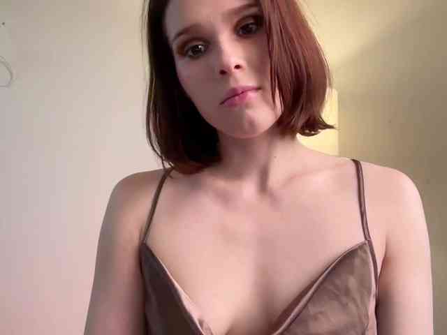 StacyLuxxe webcam