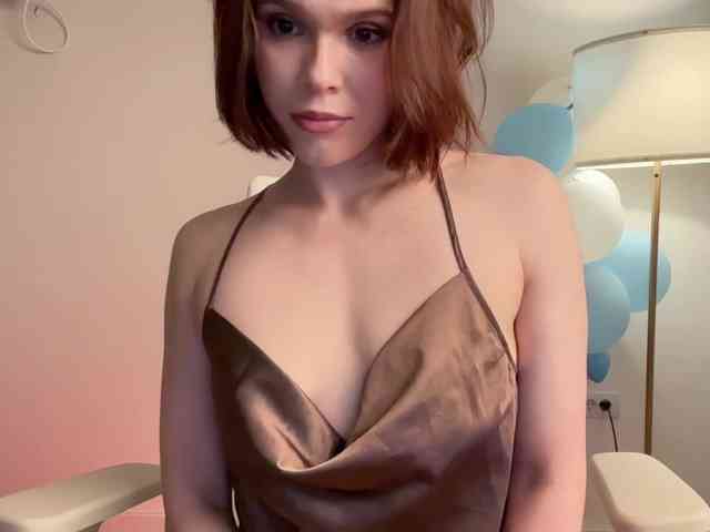 StacyLuxxe webcam