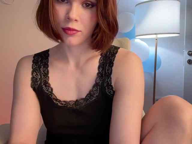 StacyLuxxe webcam