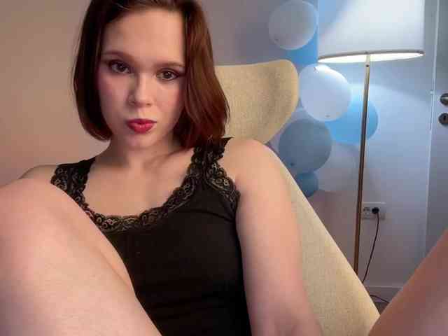 StacyLuxxe webcam