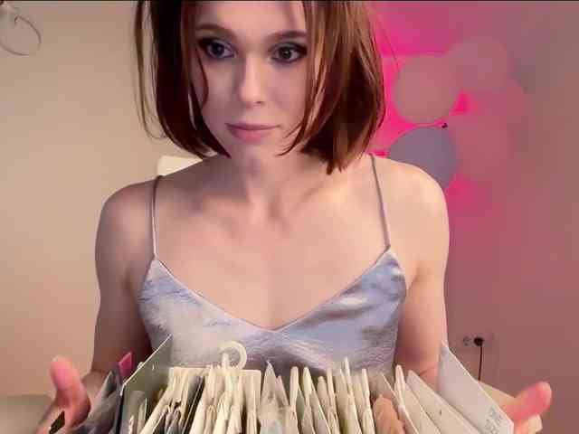 StacyLuxxe webcam