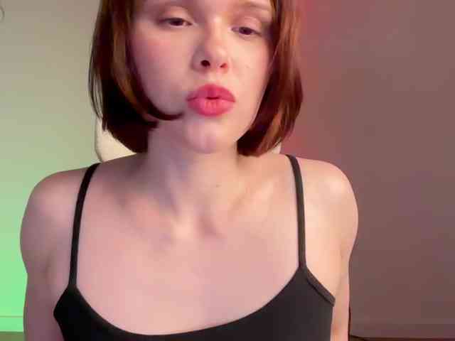 StacyLuxxe webcam