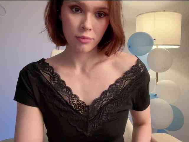 StacyLuxxe webcam