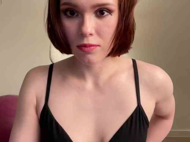 StacyLuxxe webcam