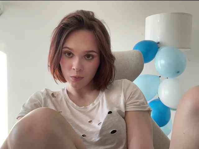 StacyLuxxe webcam