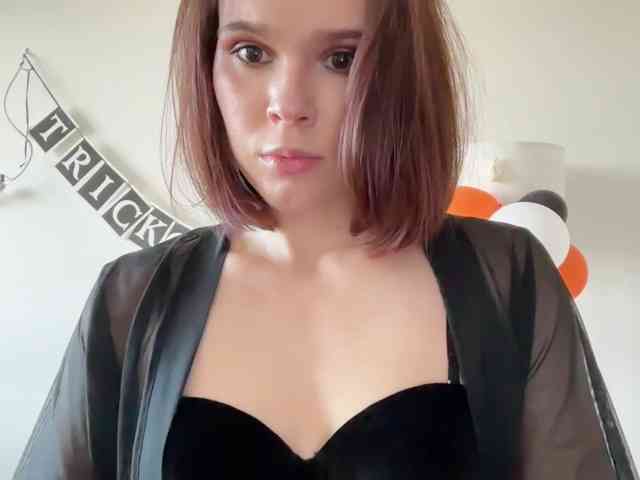 StacyLuxxe webcam