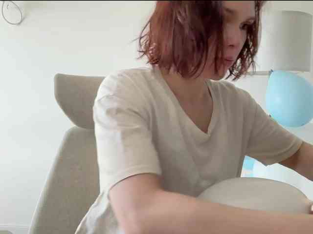StacyLuxxe webcam