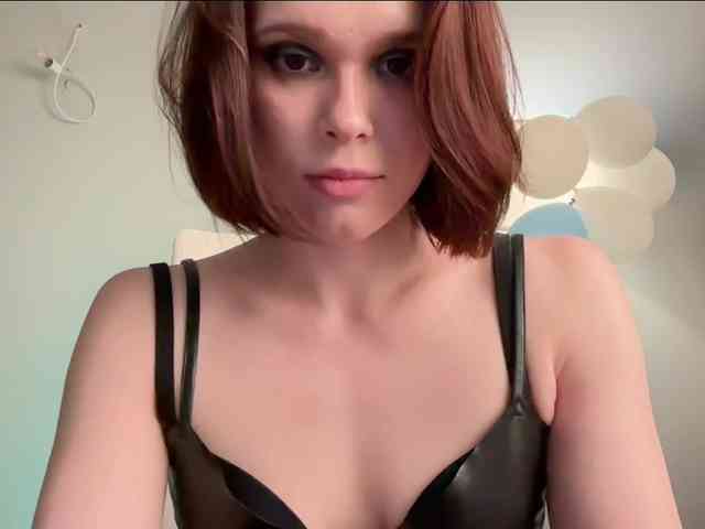 Model: StacyLuxxe