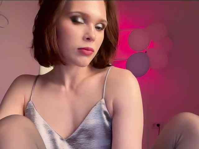 StacyLuxxe webcam