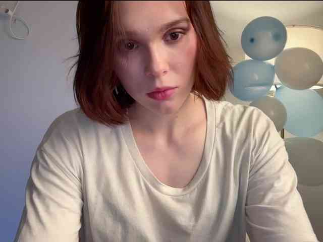 StacyLuxxe webcam