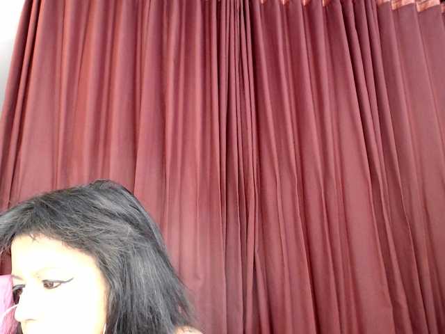 Mariahelena live cam on BongaCams