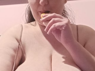 LadyAlma Porn Show