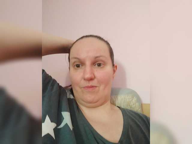 LadyAlma live cam on BongaCams