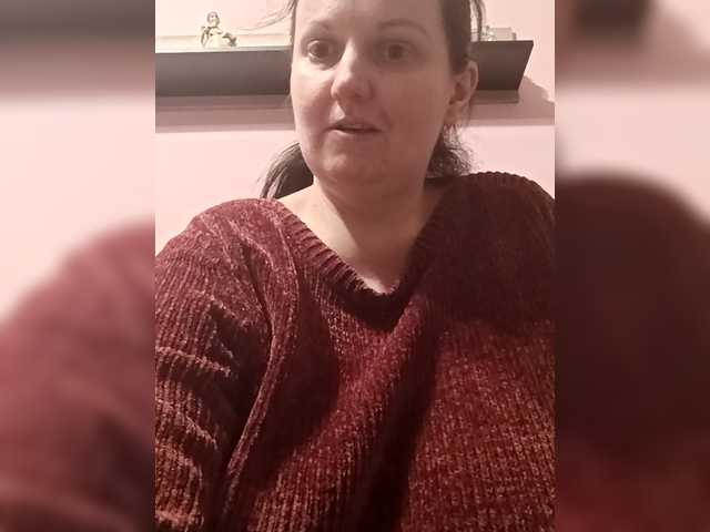 LadyAlma's BongaCams show and profile