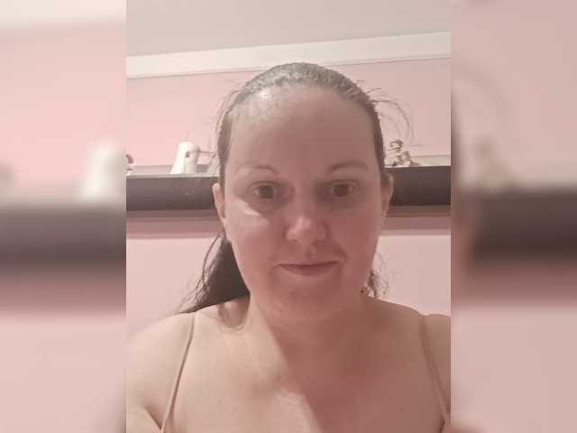 LadyAlma live cam on BongaCams