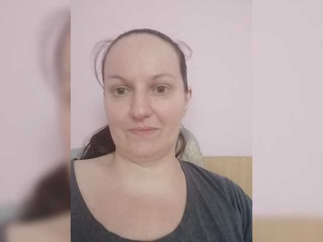 LadyAlma live cam