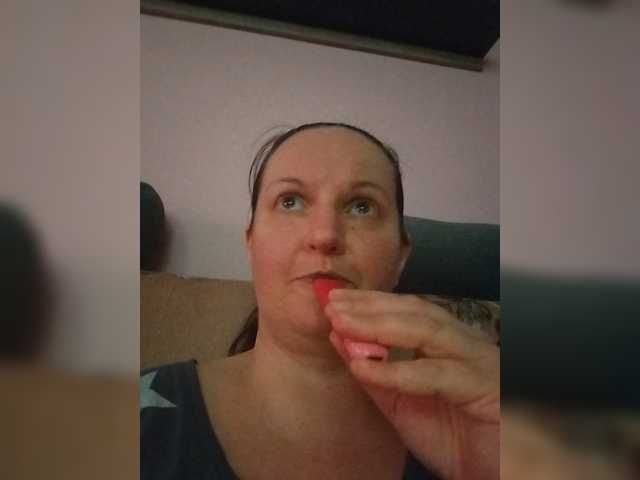 LadyAlma live cam on BongaCams