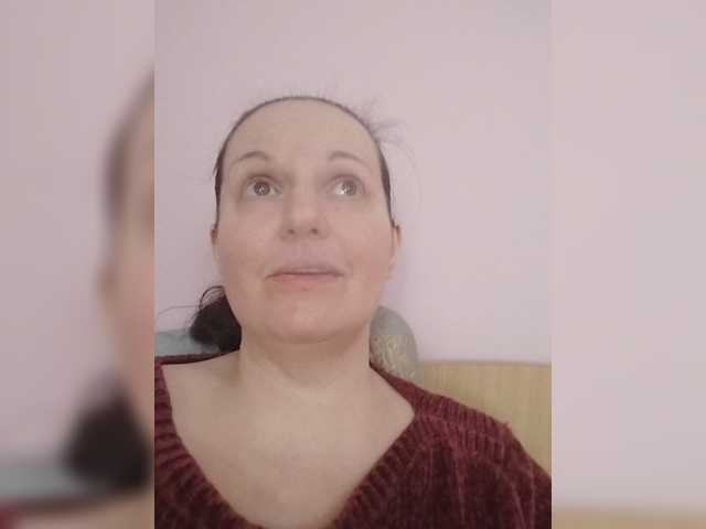 LadyAlma live cam on BongaCams