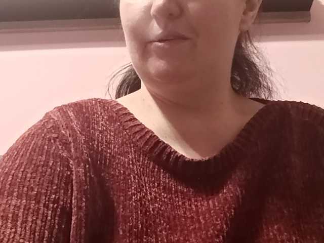 LadyAlma's BongaCams show and profile