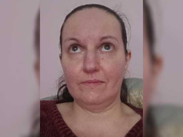LadyAlma, en directo ahora en BongaCams