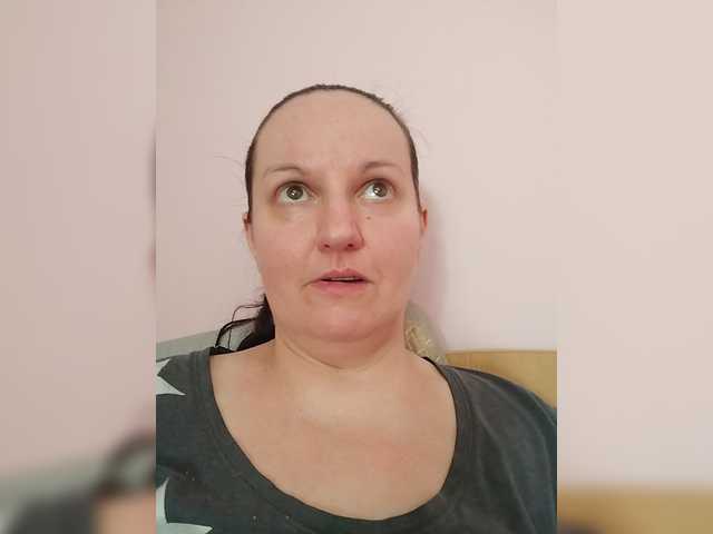 LadyAlma live cam on BongaCams
