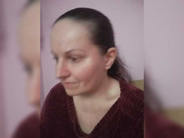 LadyAlma, live now on BongaCams