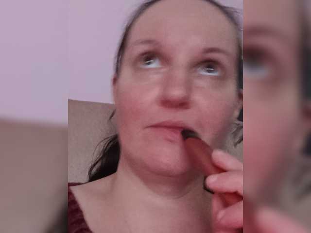 LadyAlma live cam on BongaCams