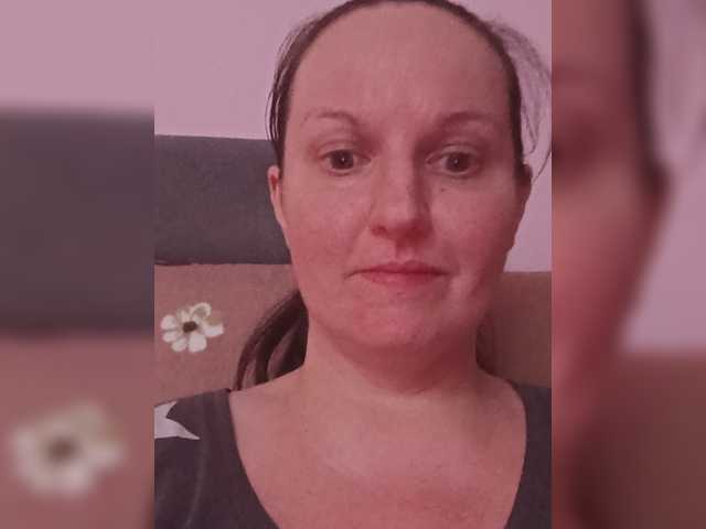 LadyAlma live cam on BongaCams